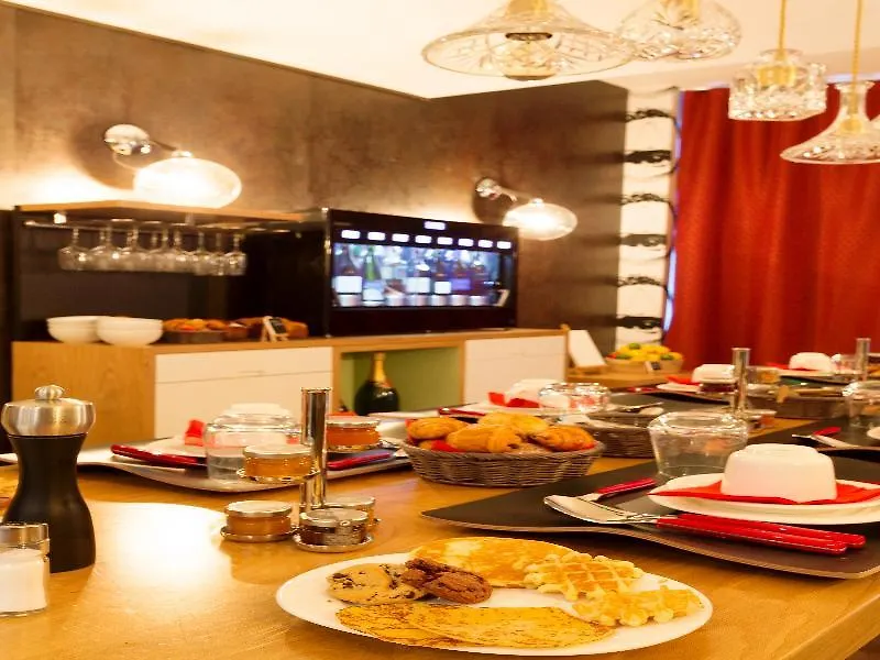 Hotel Crayon Rouge Paris