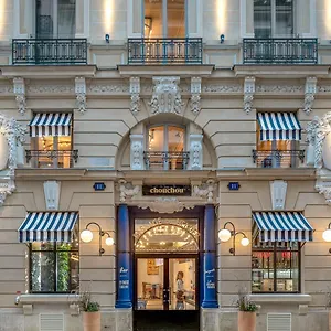 Chouchou **** Paris