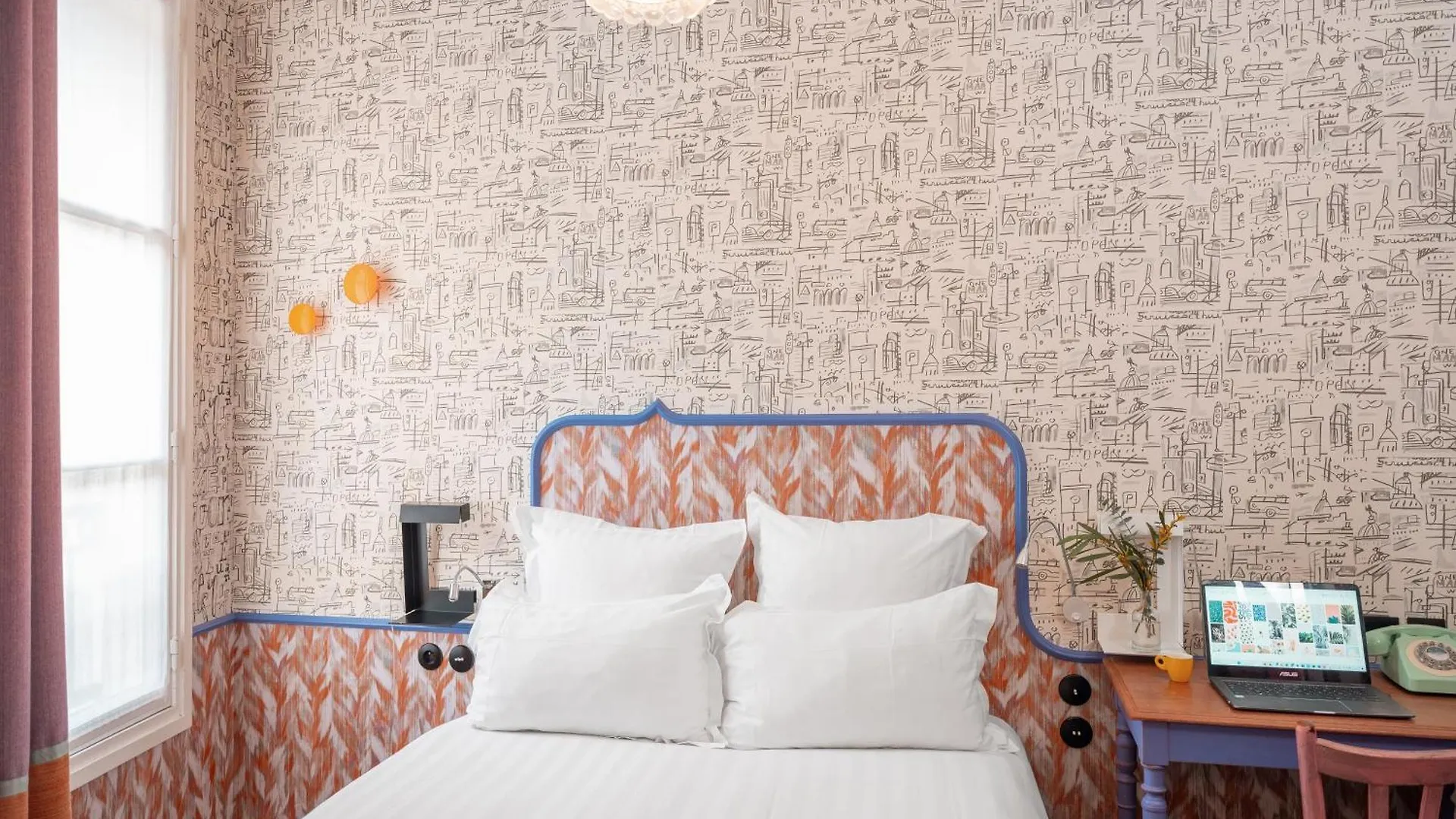 Hotel Crayon Rouge Paris