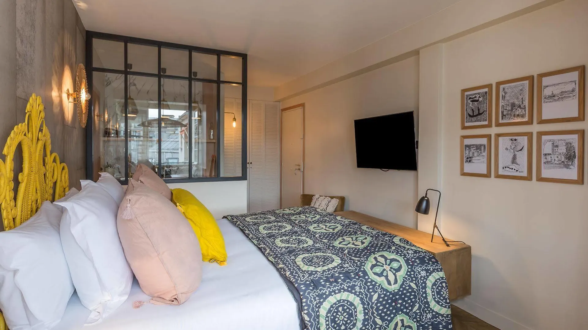Hôtel Crayon Rouge by Elegancia Paris Hotel